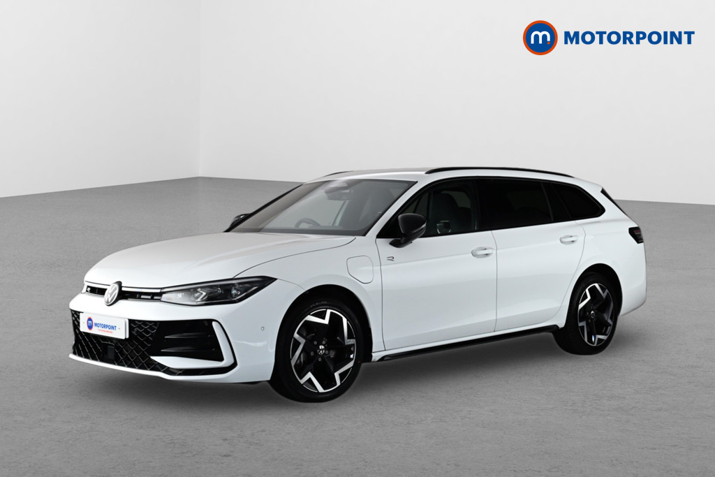 Volkswagen Passat 1.5 Tsi Ehybrid R-line Dsg White #3