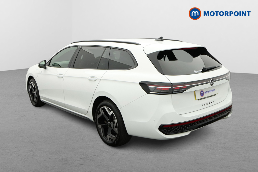 Volkswagen Passat 1.5 Tsi Ehybrid R-line Dsg White #5