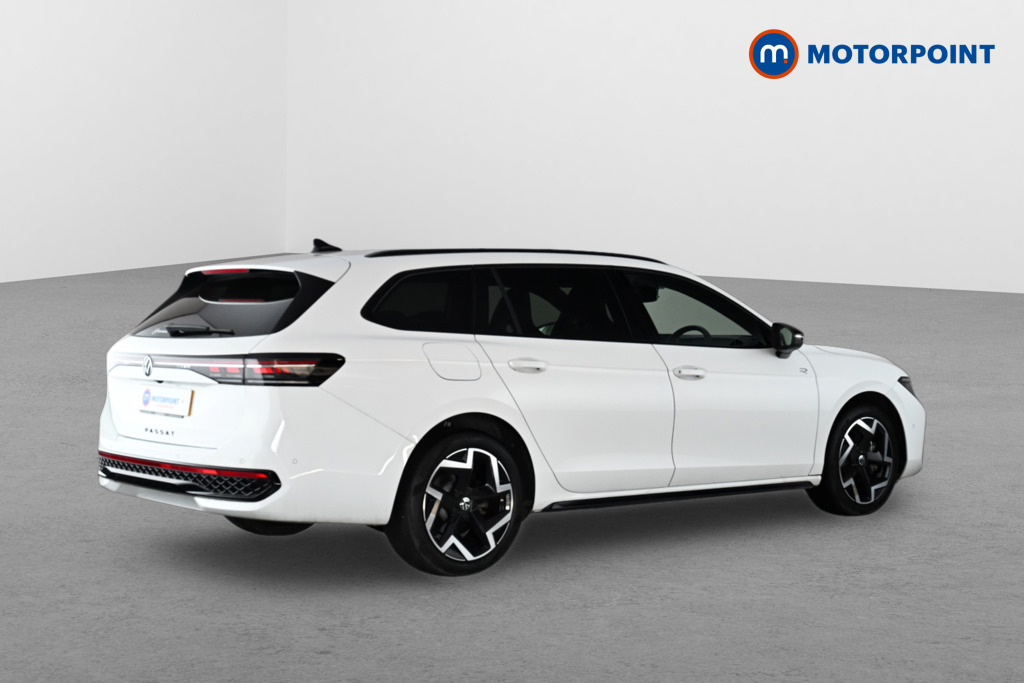 Volkswagen Passat 1.5 Tsi Ehybrid R-line Dsg White #6
