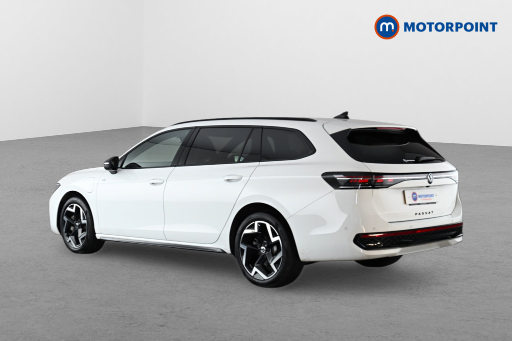 Volkswagen Passat 1.5 Tsi Ehybrid R-line Dsg White #5