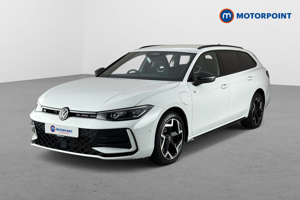 Volkswagen Passat 1.5 Tsi Ehybrid R-line Dsg White #3