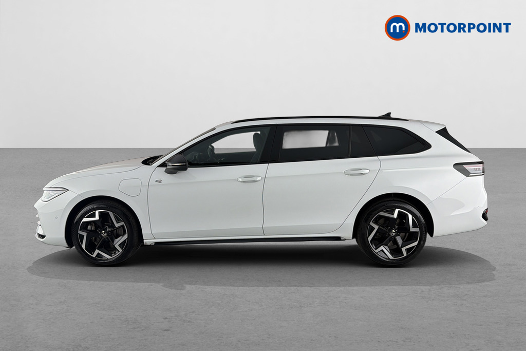 Volkswagen Passat Volkswagen Passat Estate 1.5 Etsi R-line Dsg White #8