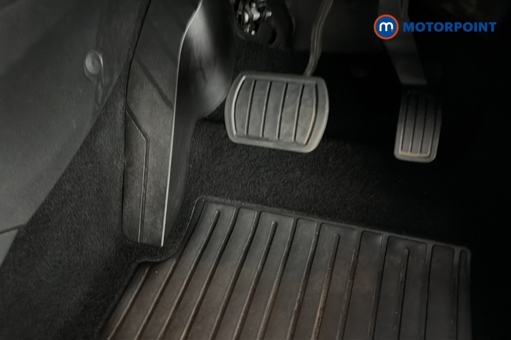 Fiat 600e New Fiat 600E La Prima 54Kwh 154Hp  #26