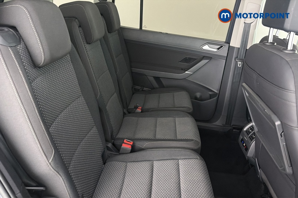 Volkswagen Touran 1.5 Tsi Match 150 Bhp Blue #30