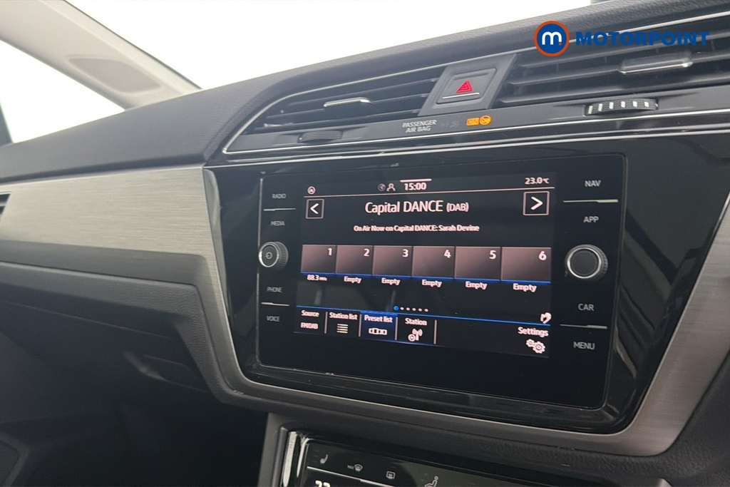 Volkswagen Touran 1.5 Tsi Match 150 Bhp Blue #16