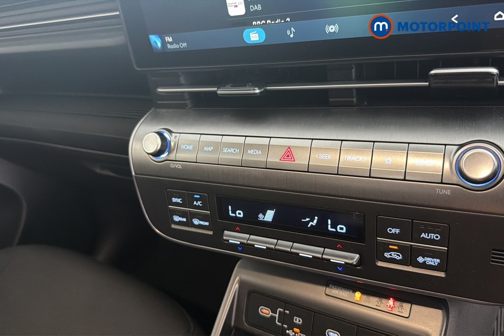 Hyundai Kona 160Kw Ultimate 65Kwh 2025 White #16