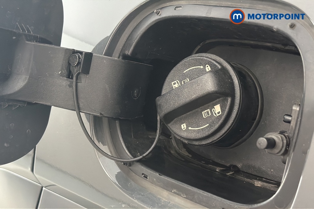 Hyundai Kona 160Kw Ultimate 65Kwh 2025 White #32