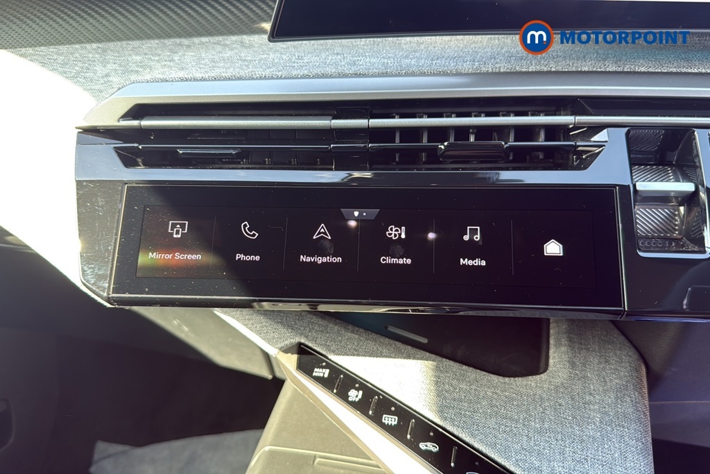 Peugeot 5008 157Kw Gt 73Kwh Blue #16