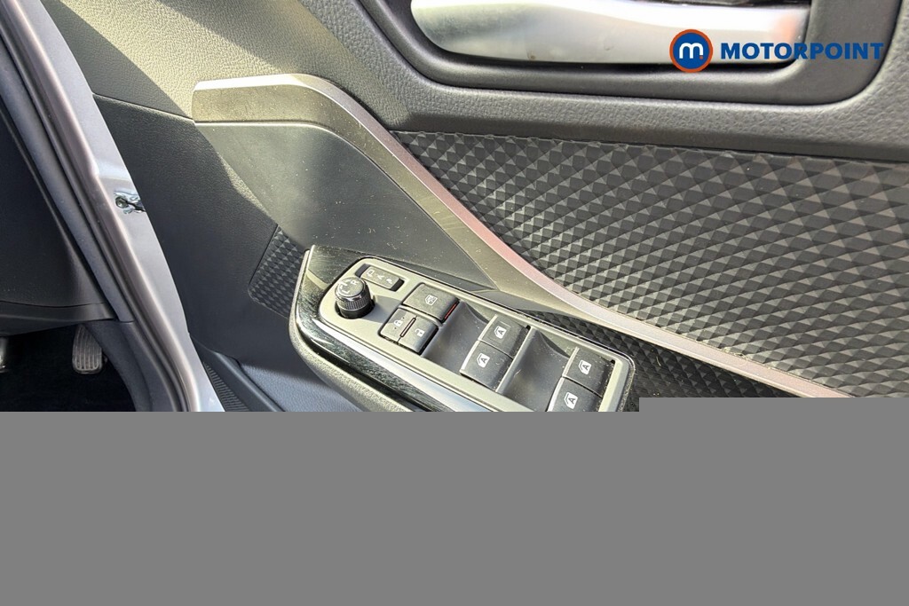 Toyota C-Hr 1.2 Vvt-i Dynamic Cvt Awd Euro 6 Ss Silver #23