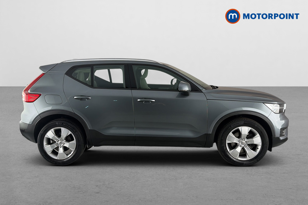 Volvo XC40 2.0 T4 Momentum Awd Geartronic Grey #4