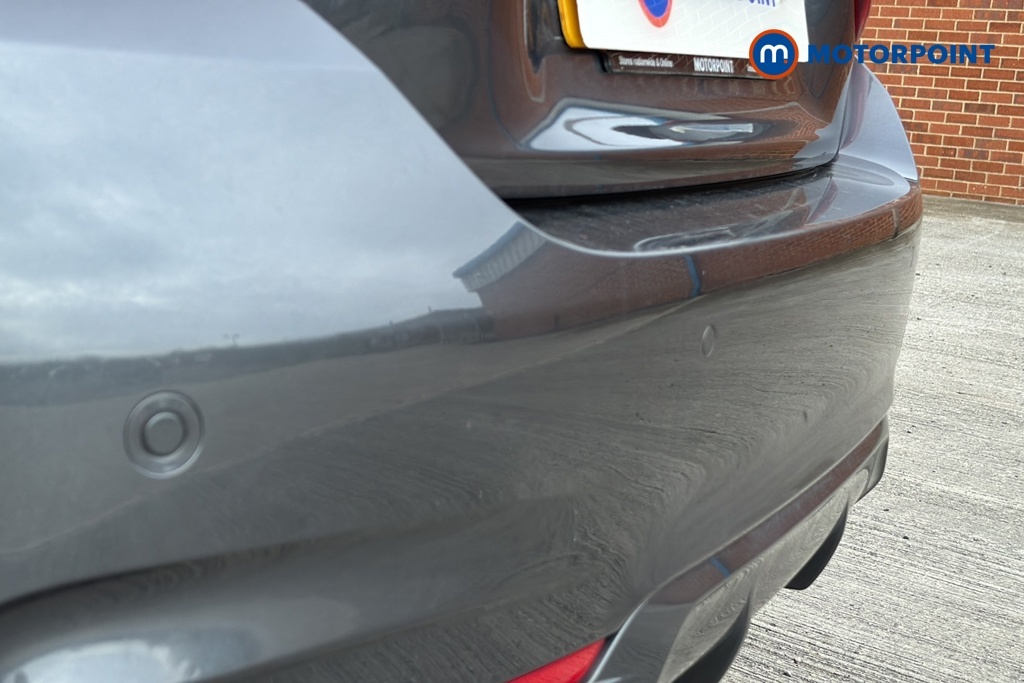 BMW 4 Series 420D 190 Sport Business Media Black #27