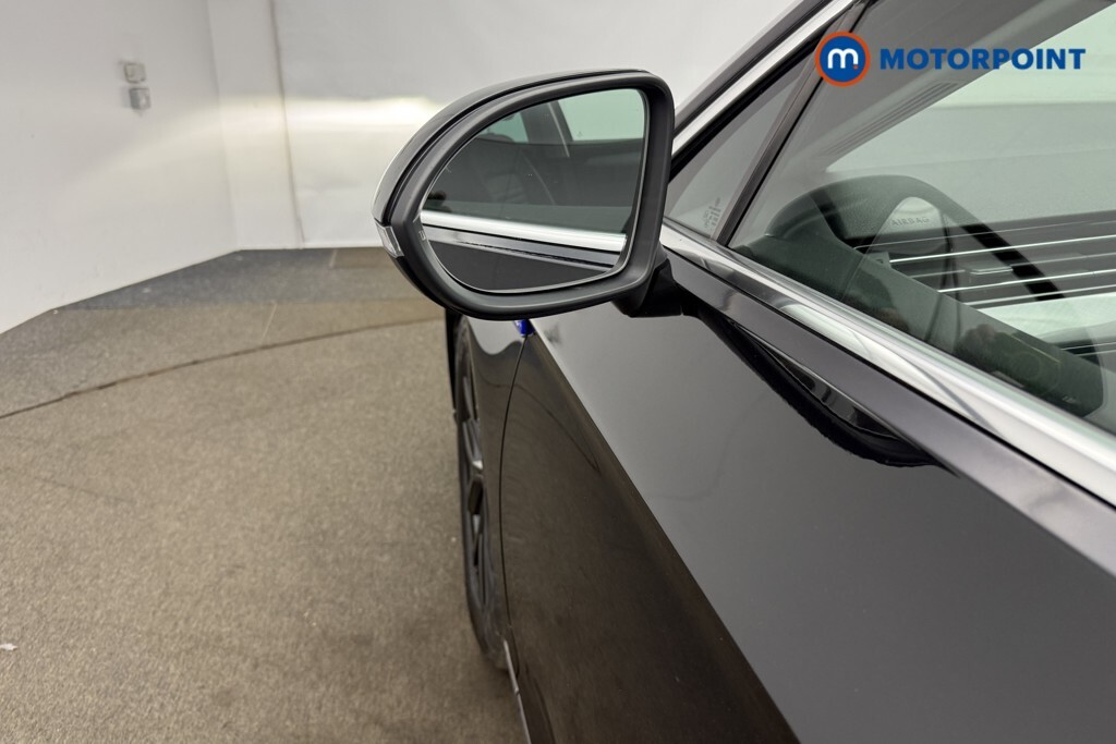 Volkswagen Passat 1.4 Tsi 13Kwh Gte Estate Plug-in Hybrid Silver #37