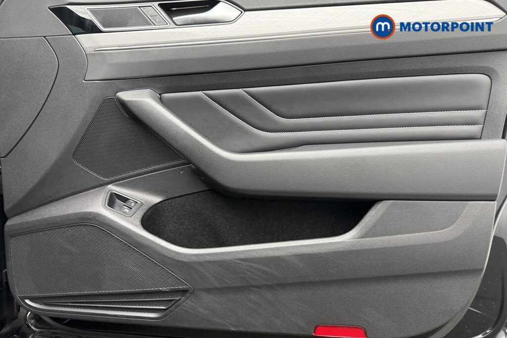 Volkswagen Passat 1.4 Tsi 13Kwh Gte Estate Plug-in Hybrid Silver #24