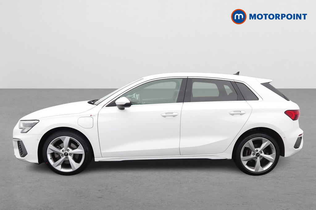 Audi A3 40 Tfsi E S Line S Tronic Comfort-plussound White