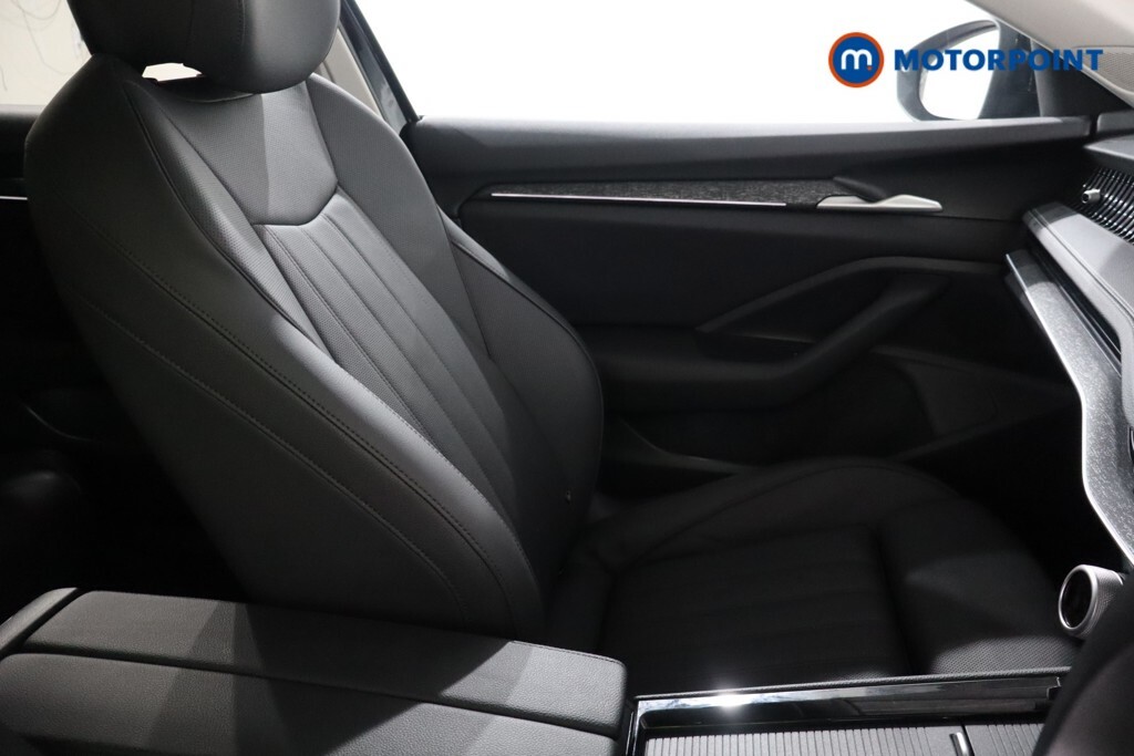 Skoda Superb Skoda Estate 2.0 Tdi Se Dsg Black #27