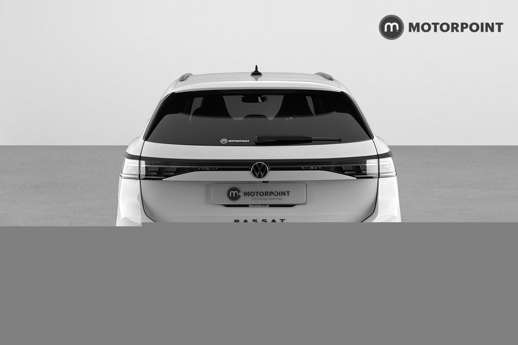 Volkswagen Passat 1.5 Tsi Ehybrid R-line Dsg White #6
