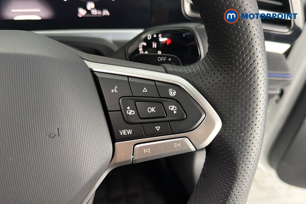 Volkswagen Passat 1.5 Tsi Ehybrid 19.7Kwh R Line Estate P Black #11