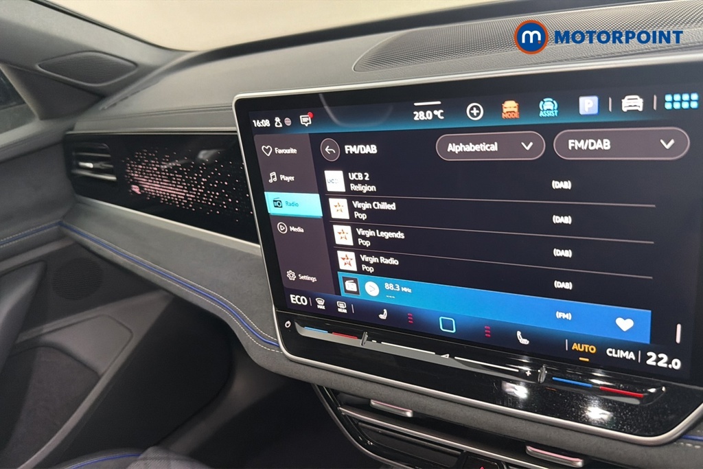 Volkswagen Passat 1.5 Tsi Ehybrid 19.7Kwh R Line Estate P Black #16