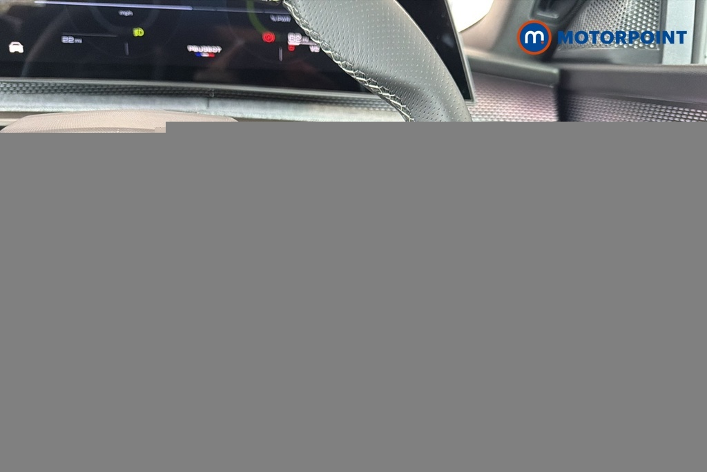 Peugeot 5008 1.2 Hybrid 145 Gt E-dsc6 Black #4