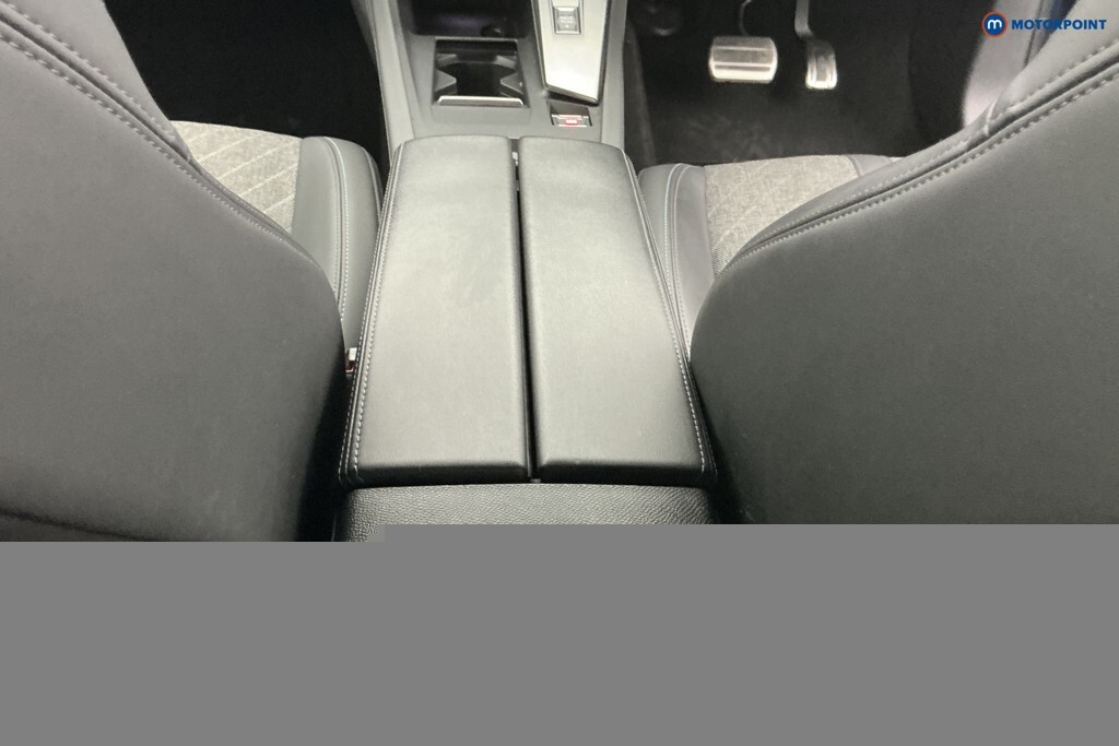Peugeot 408 2023 Peugeot 408 1.6 Plug In Hybrid 225 Gt Blue #17