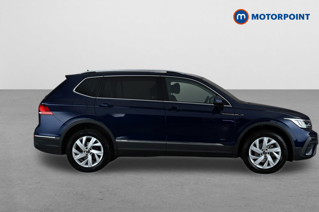 Volkswagen Tiguan Allspace Tiguan Allspace R-line Tdi 4Motion White #8