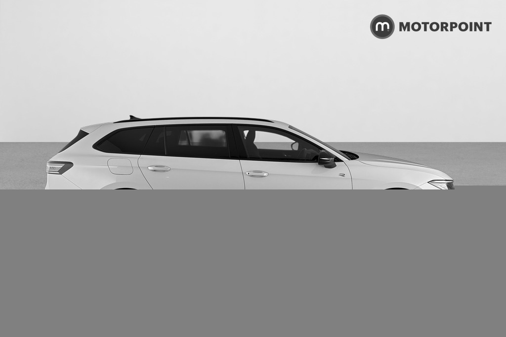 Volkswagen Passat 1.5 Tsi Ehybrid R-line Dsg White #4