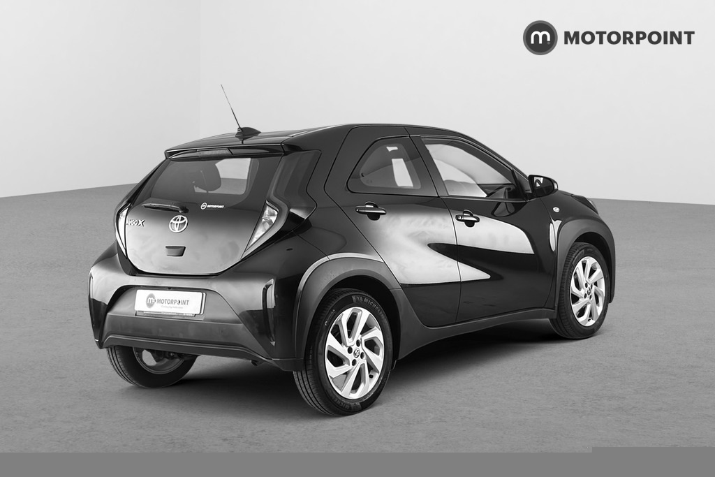 Toyota Aygo X 1.0 Vvt-i Pure Black #5