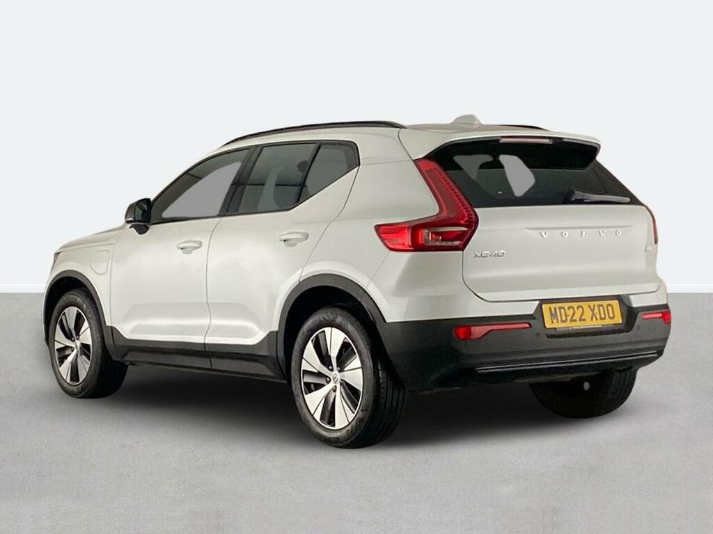 Volvo XC40 1.5 T4 Recharge Phev Plus Dark MD22XDO White #5