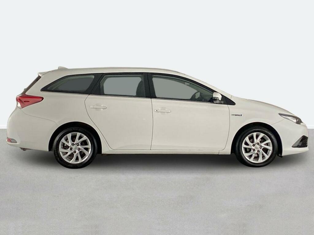 Toyota Auris 1.8 Hybrid Icon Tech Tss Cvt White #2