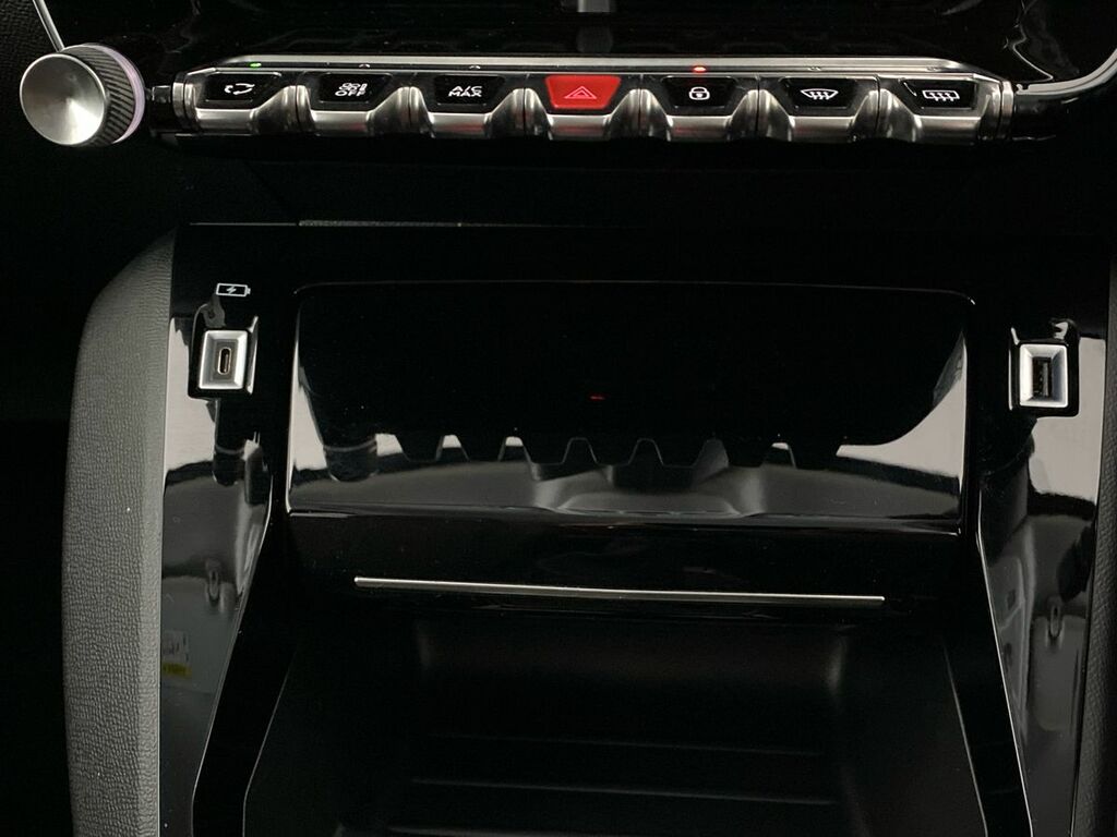 Peugeot 208 208 Active Premium Puretech Ss Black #16