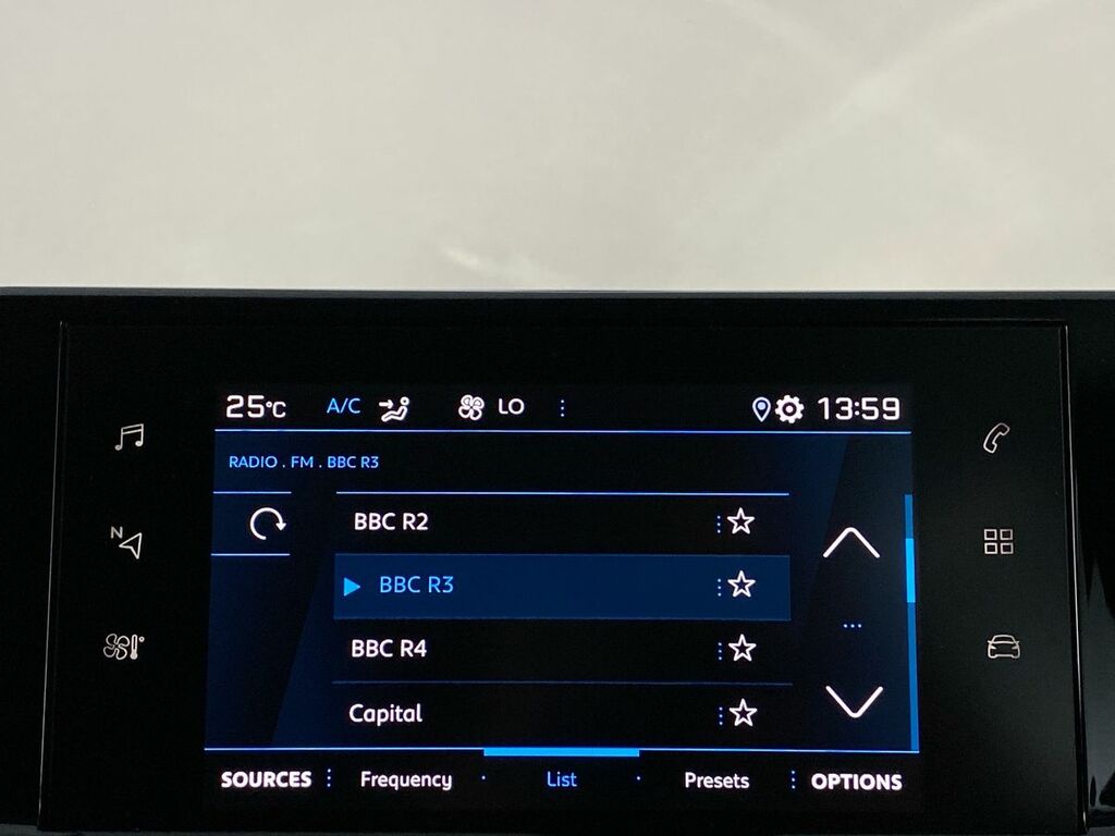 Peugeot 208 208 Active Premium Puretech Ss Black #20