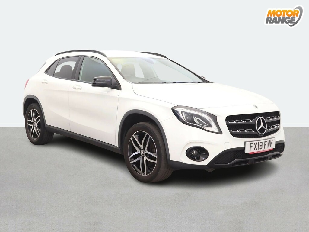 Mercedes-Benz GLA Class Gla 180 Urban Edition FX19FWK White