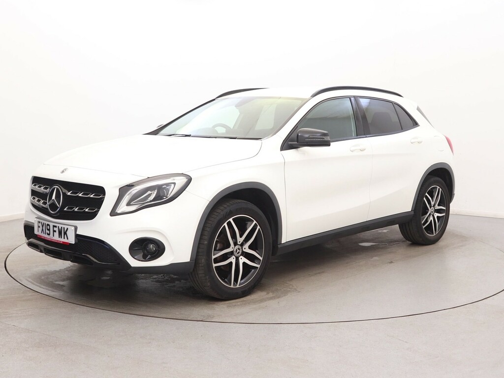 Mercedes-Benz GLA Class Gla 180 Urban Edition FX19FWK White #3