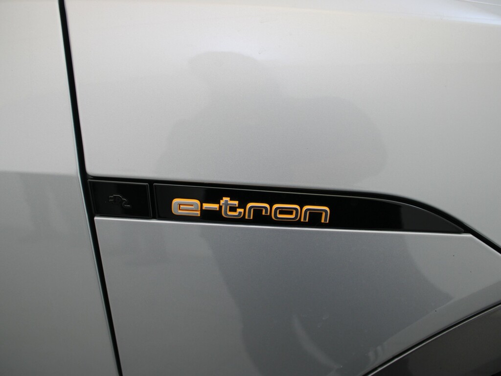 Audi E-tron 50 S Line Suv Quattro 71.2Kwh 3 White #34