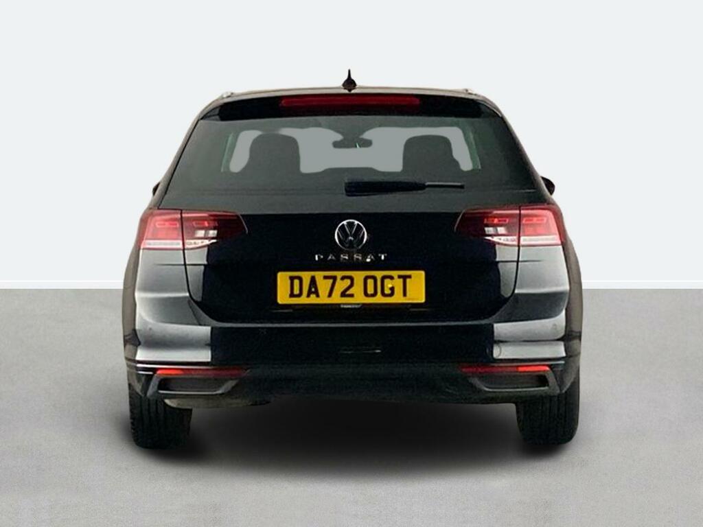 Volkswagen Passat 1.5 Tsi Evo Sel Dsg Black #4