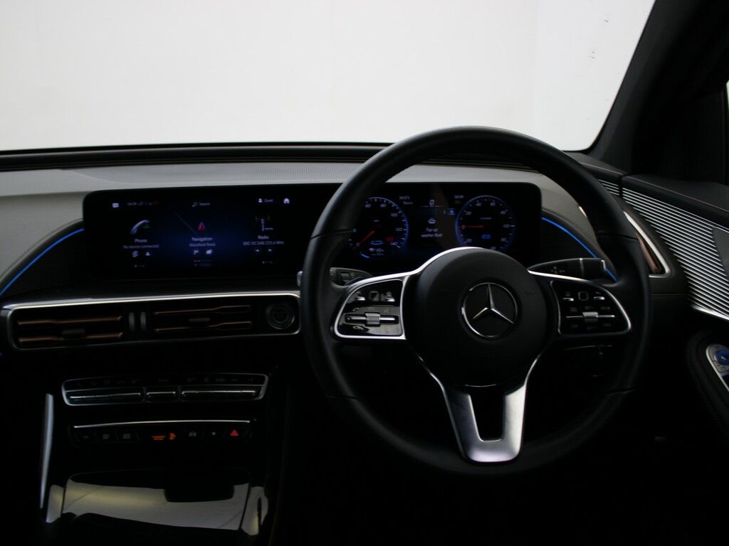 Mercedes-Benz EQC Amg Line Black #15