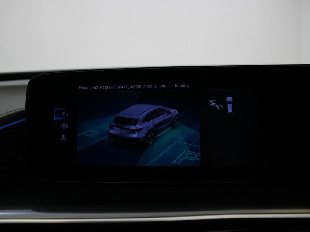 Mercedes-Benz EQC Amg Line Black #21