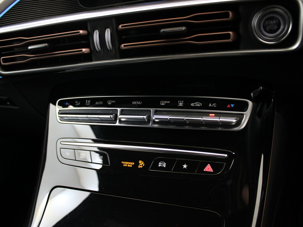 Mercedes-Benz EQC Amg Line Black #30