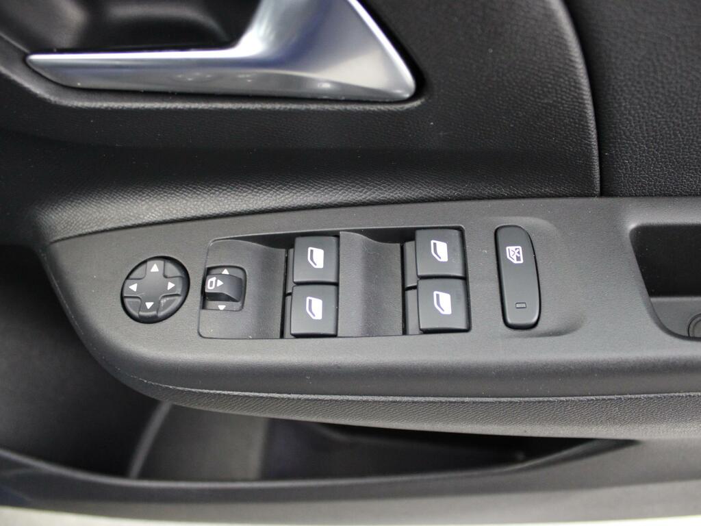 Vauxhall Corsa-e 50 Kwh 136 Ps Elite Nav Premium Grey #37