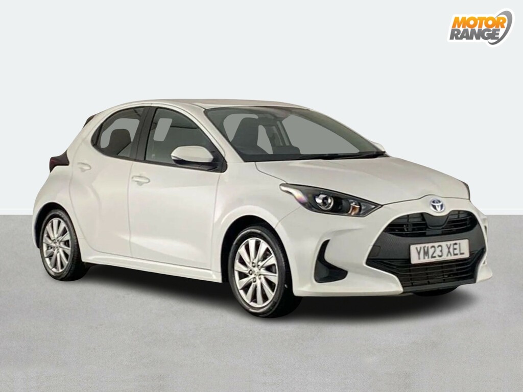 Toyota Yaris 1.5 Hybrid Icon Cvt White