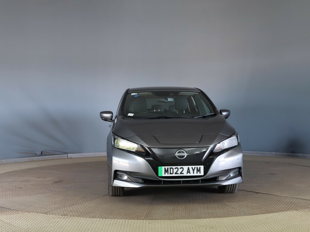 Nissan Leaf 110Kw N-connecta 39Kwh Grey #2