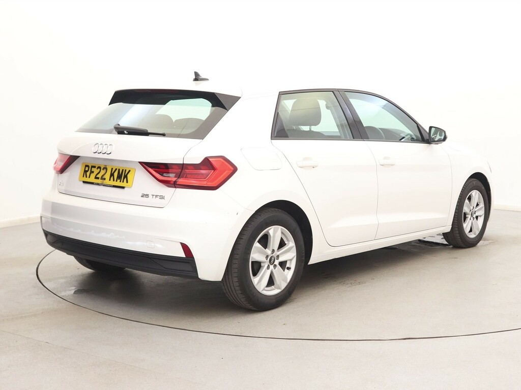 Audi A1 25 Tfsi Technik RF22KMK White #5