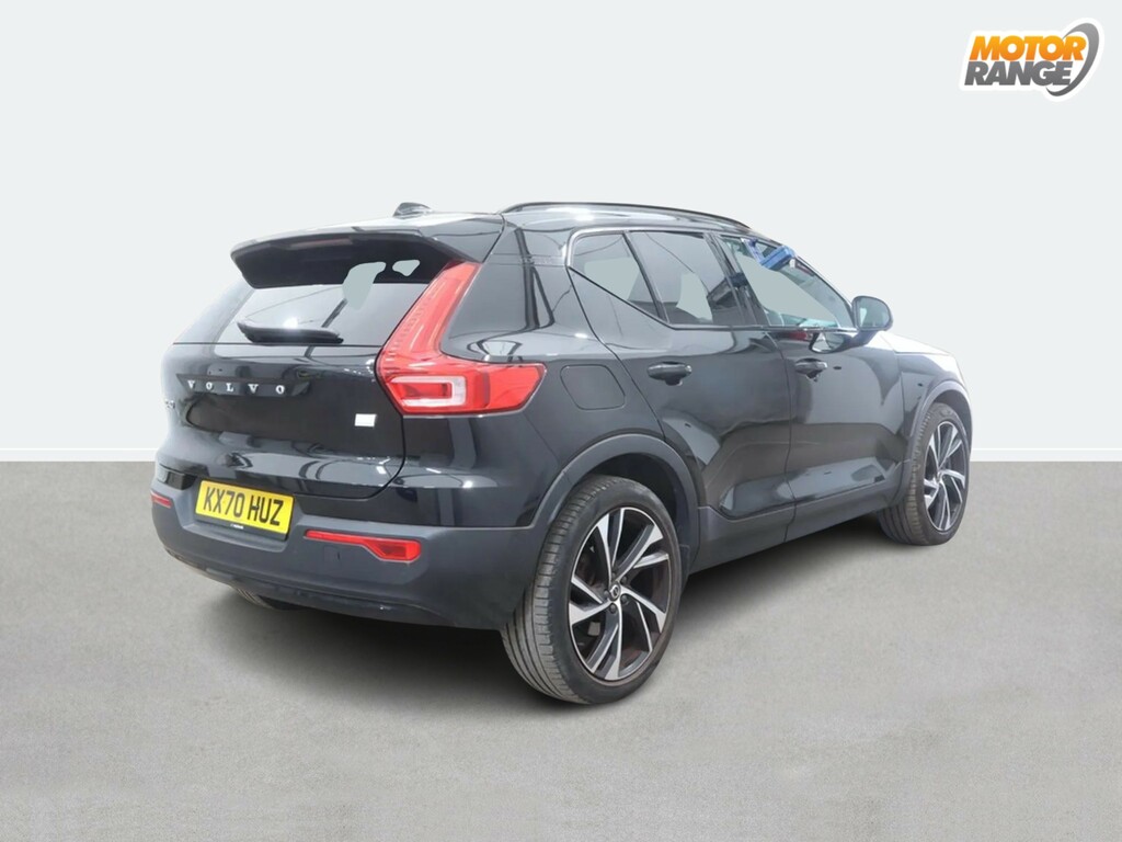 Volvo XC40 1.5 T5 Recharge Phev R Design Pro Black #4
