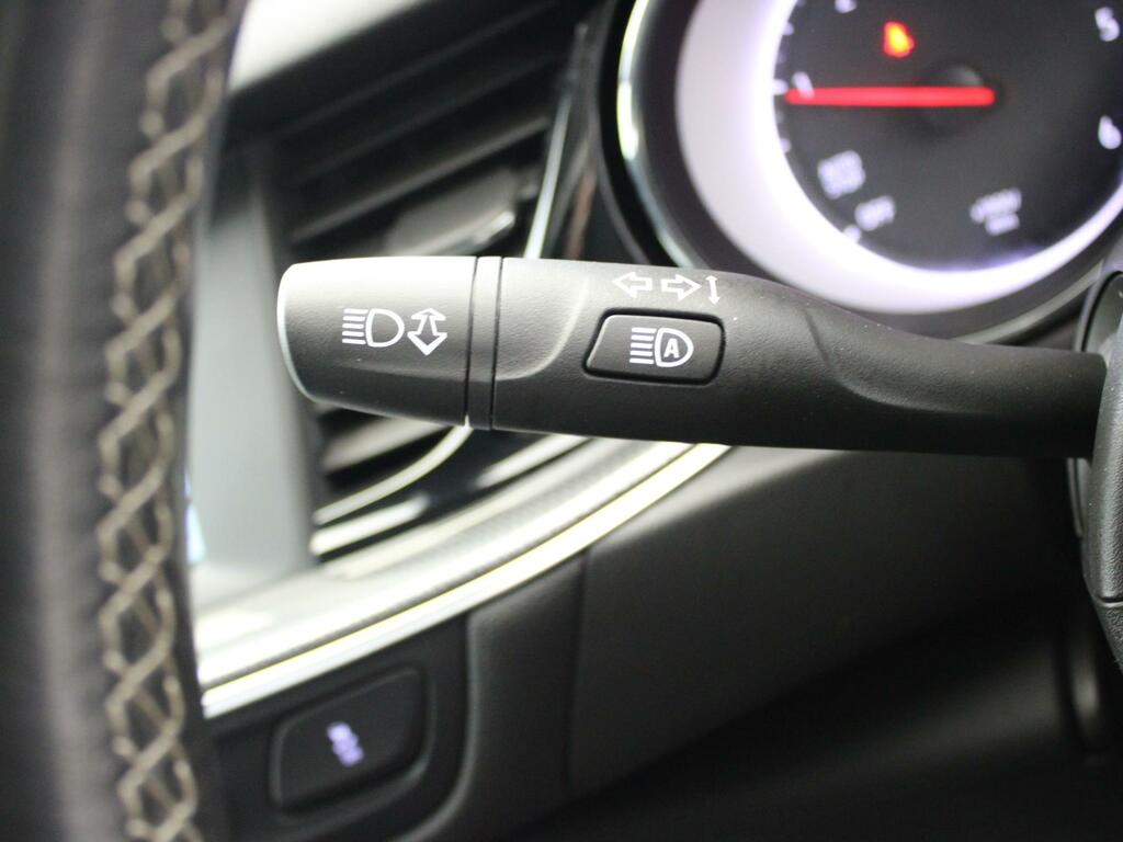 Vauxhall Insignia 2.0 Turbo D Sri VX Line Nav Grand Sport Black #23