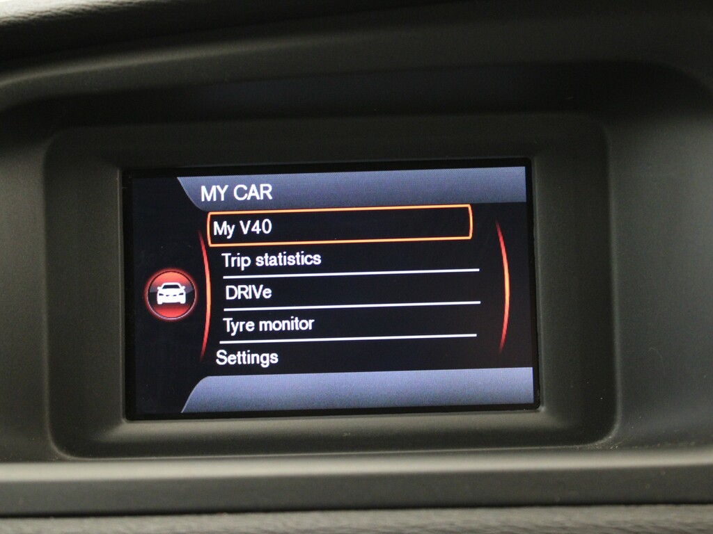 Volvo V40 V40 Se Lux D2 Band B Road Tax Silver #20