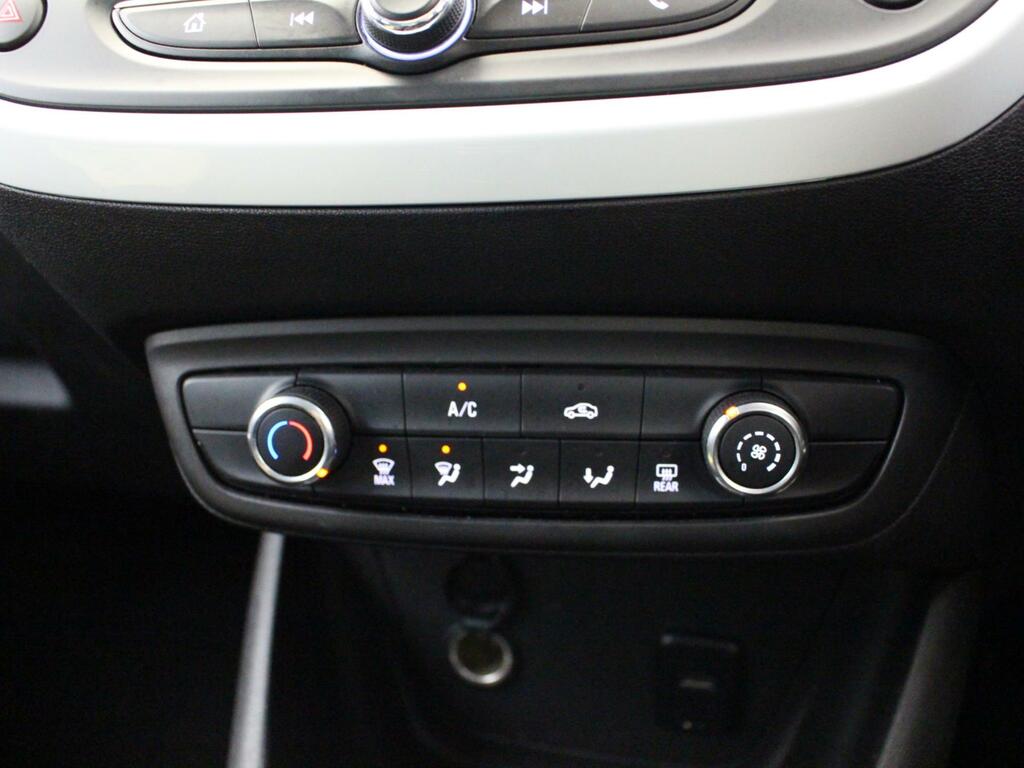 Vauxhall Crossland X Crossland X Griffin T Red #17