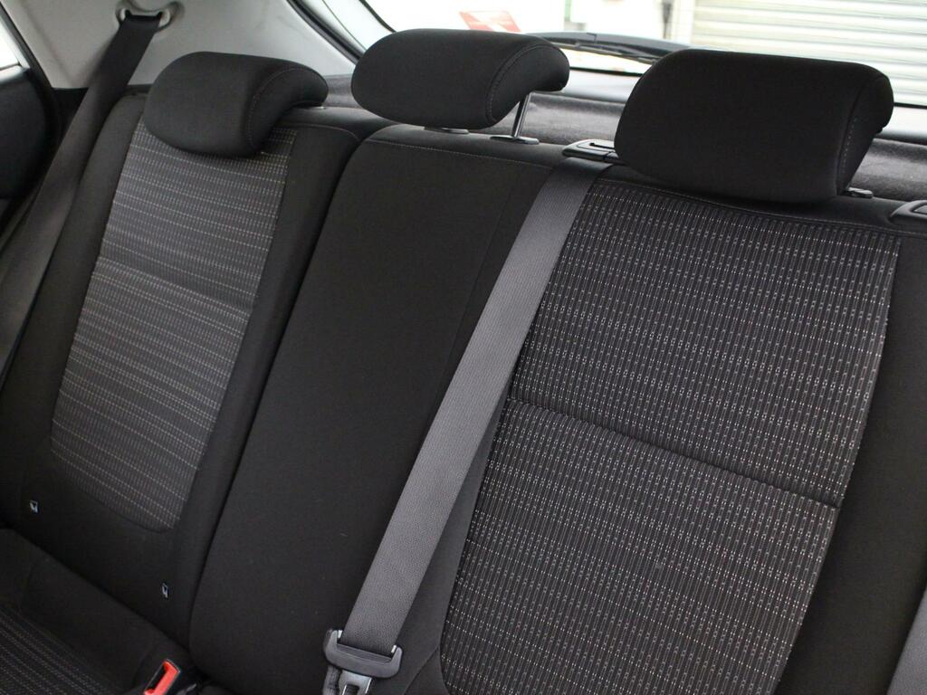 Kia Stonic 1.0 T Gdi Mhev Gt Line S Suv Hybrid Dct Red #11