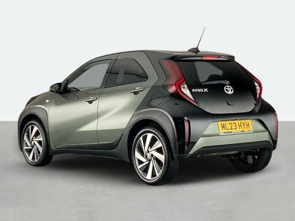 Toyota Aygo X 1.0 Vvt-i Edge Green #5