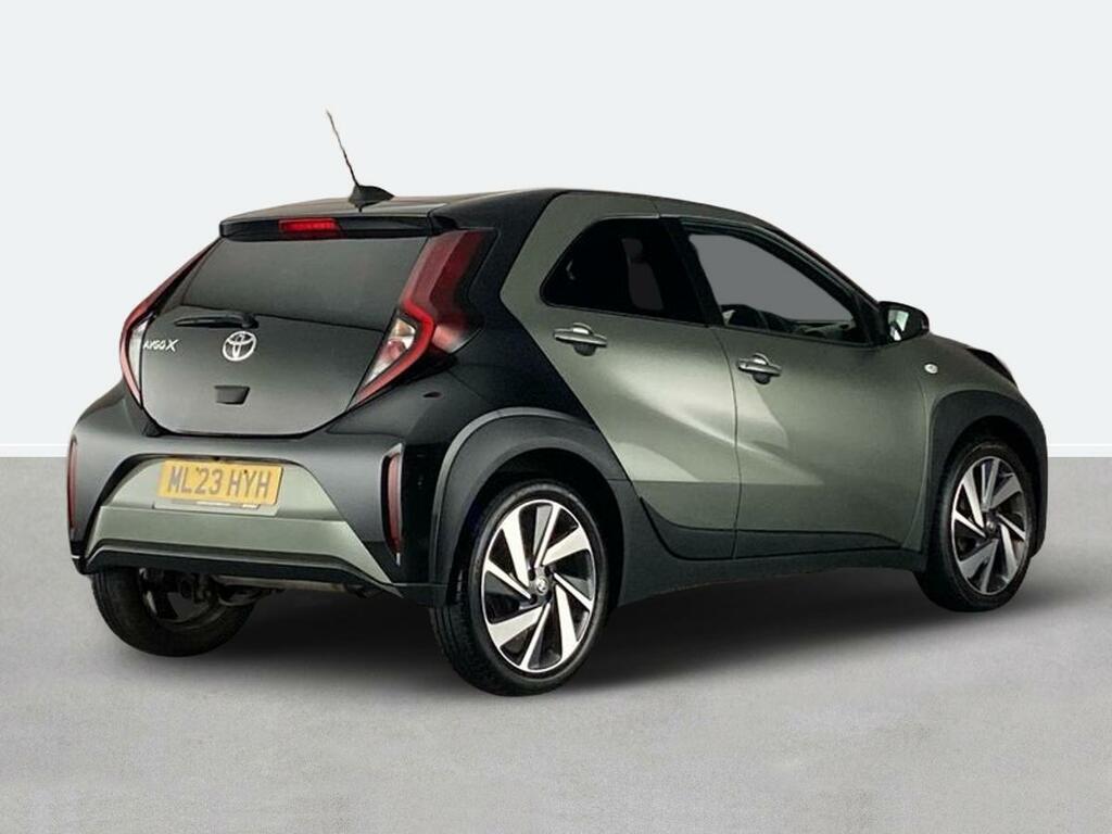 Toyota Aygo X 1.0 Vvt-i Edge Green #3