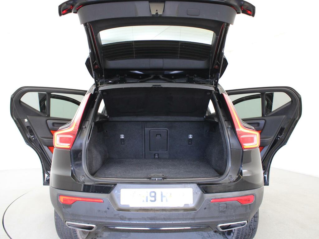 Volvo XC40 2.0 T4 R Design Awd Geartronic Estate Black #27
